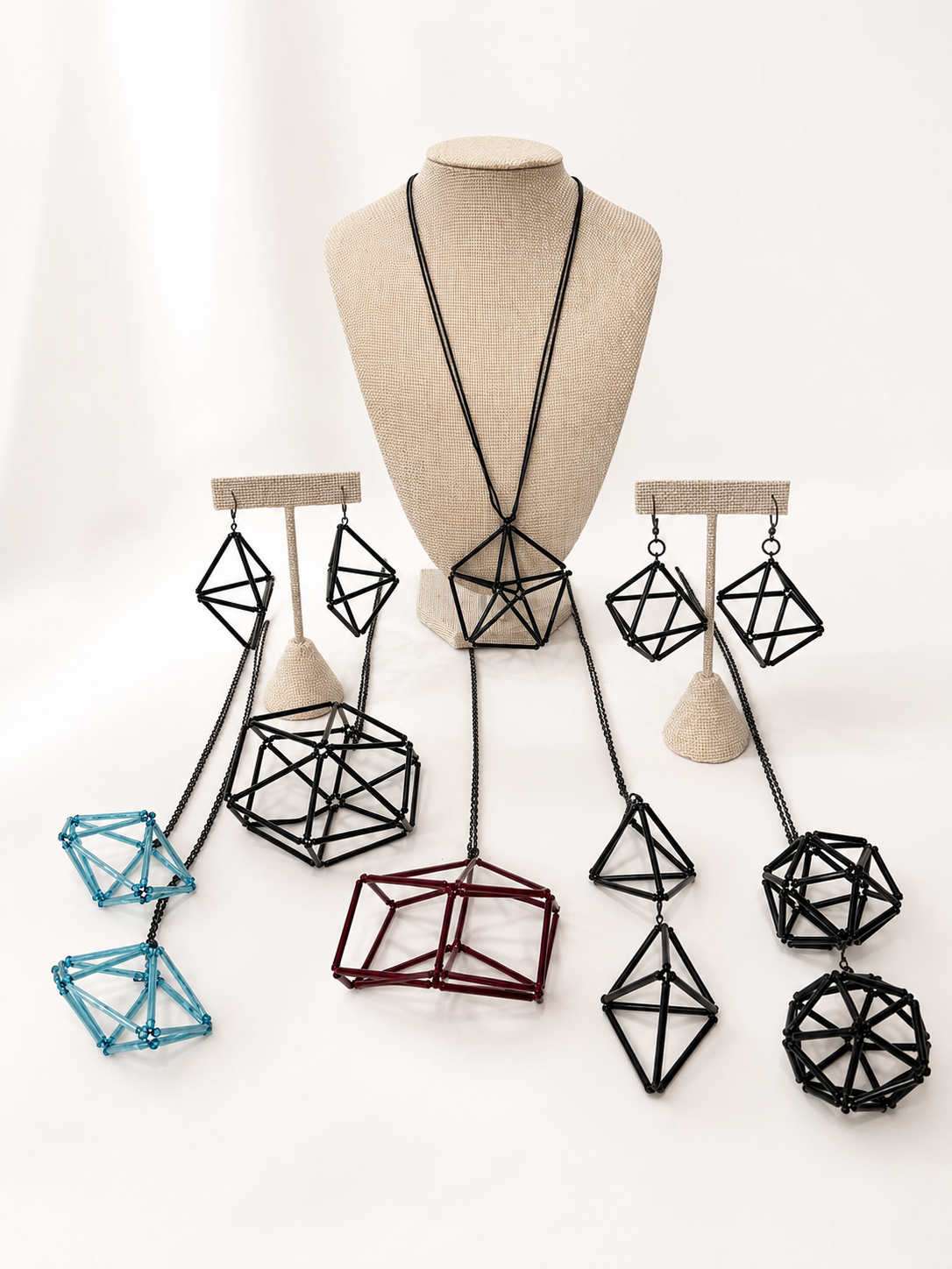 Orbit Geometric Necklace