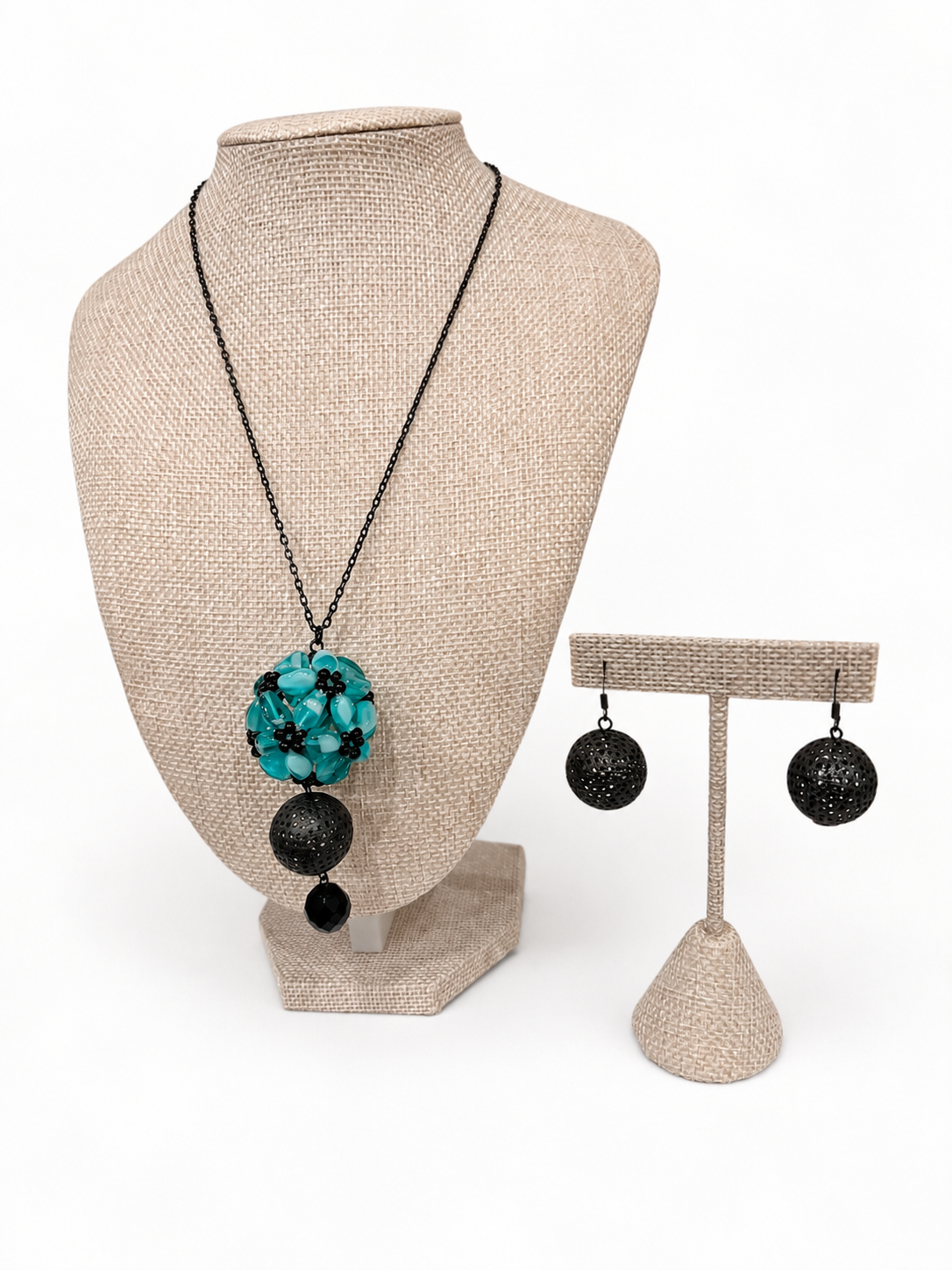 MIDNIGHT ORB FILIGREE EARRINGS