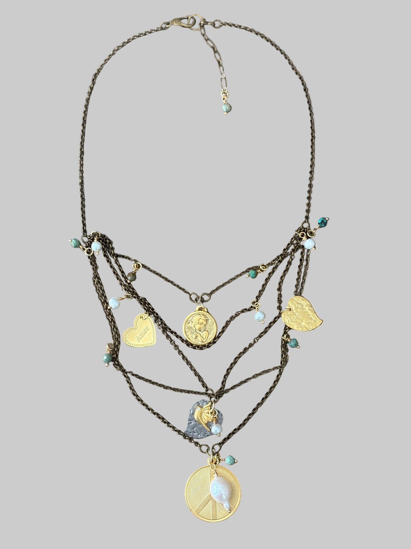 Corazón de Fe Necklace