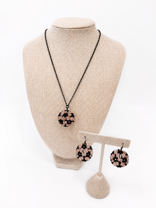 BLUSH BLOOM BEADED PENDANT NECKLACE & EARRING SET
