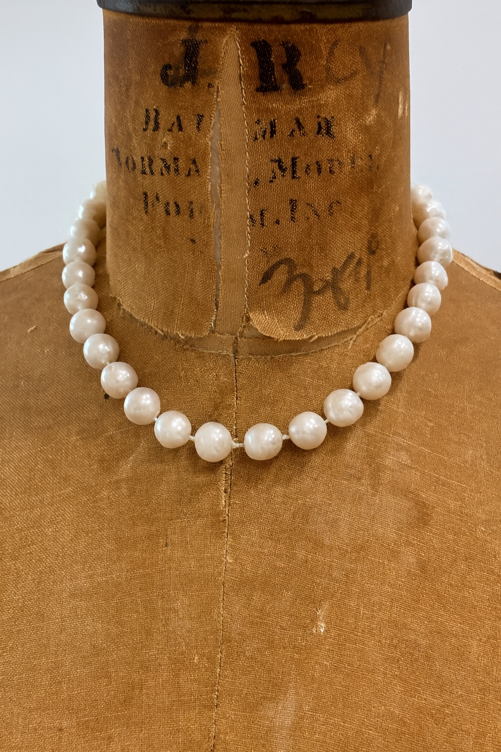 18" Pearl Necklace with 18KT Gold Plated Double Clasp