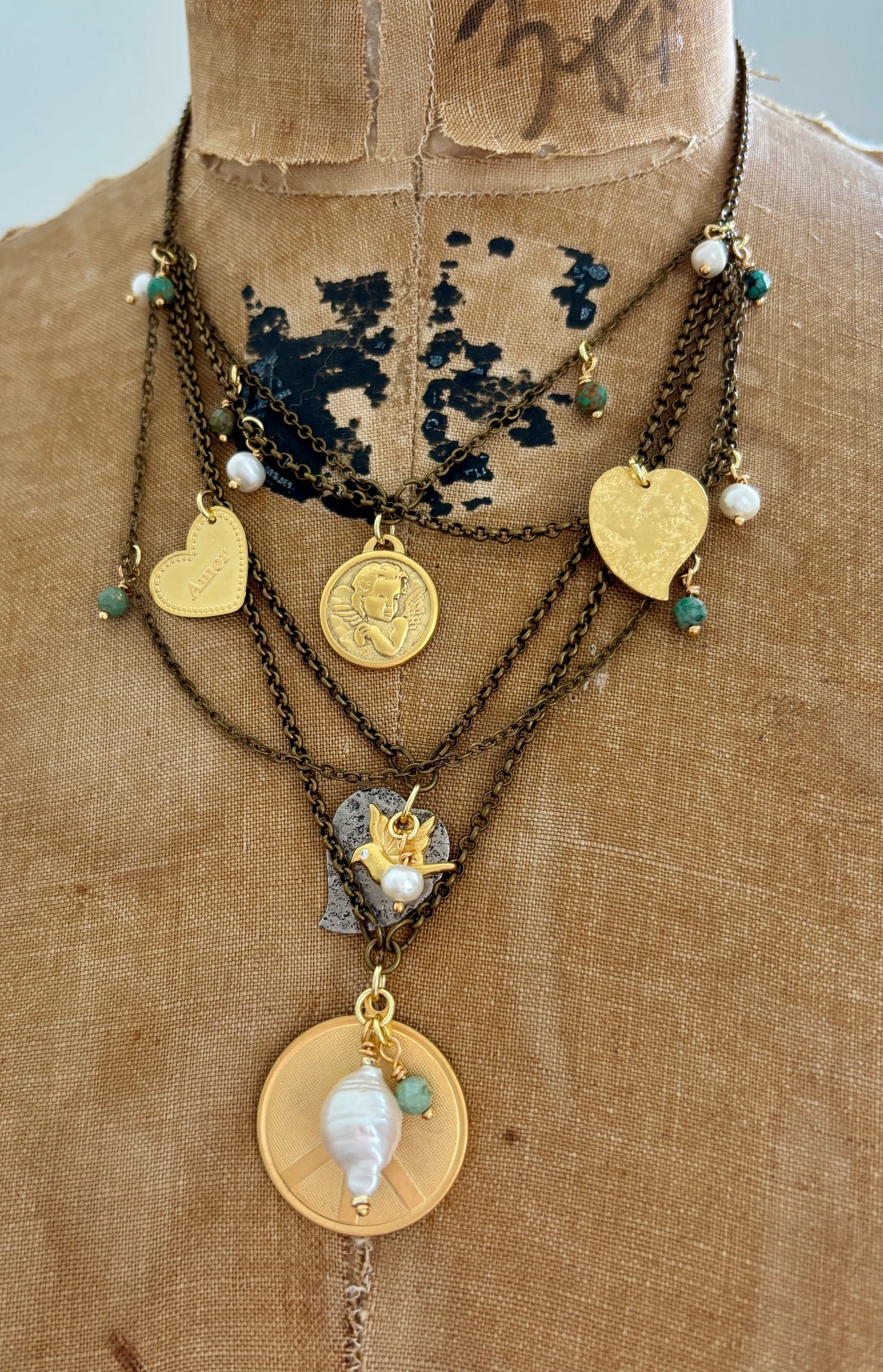 Corazón de Fe Necklace