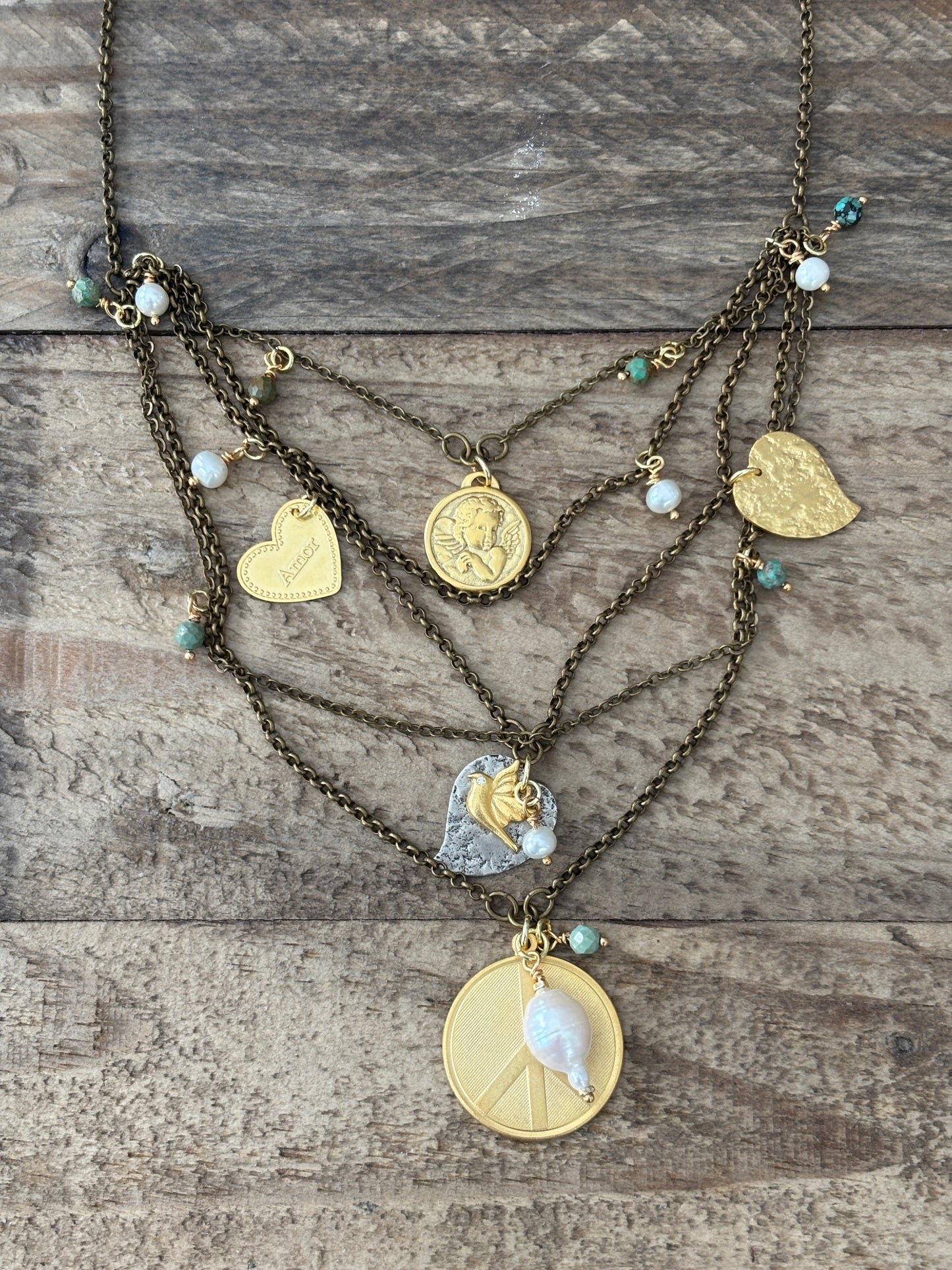 Corazón de Fe Necklace